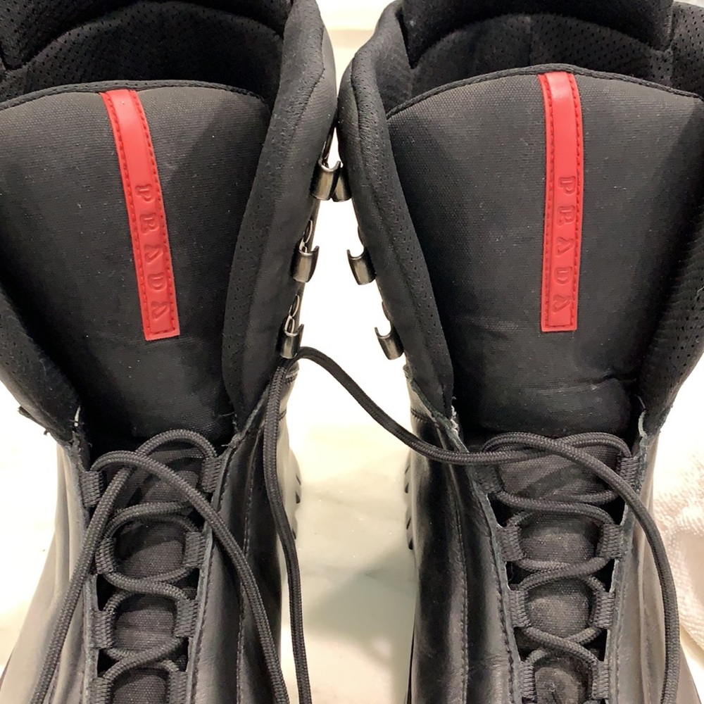 Prada utility pack up boot Size 39.5.